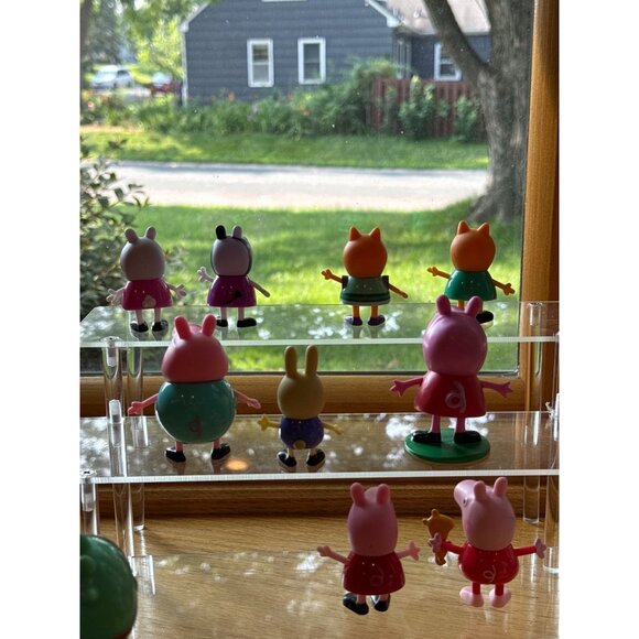 Peppa Pig & Friends Toy Set 12-Piece Figure Collection With Playground Accessori - Picture 5 of 5